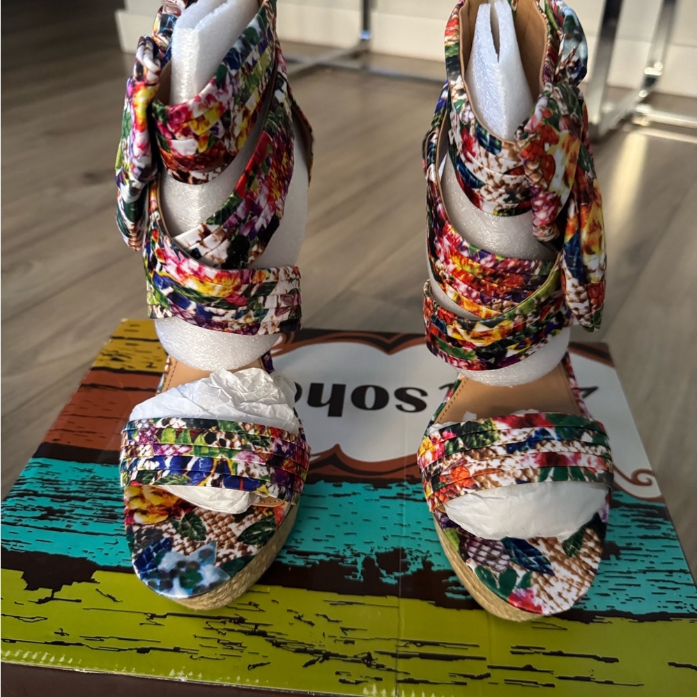 Zigisoho Colorful Strappy Women's Sandals